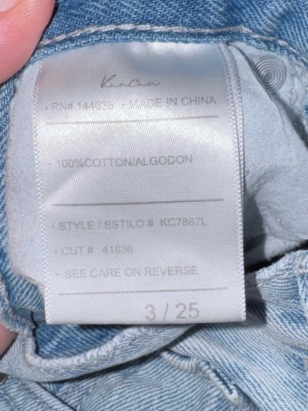 KanCan Distressed Mom Jeans Light Wash High Rise Straight Leg Size 3/25